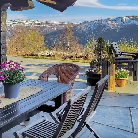 Holiday home 4 Bedroom Awesome In *
