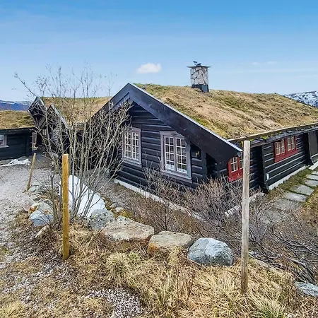 4 Bedroom Awesome In Uvdal